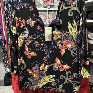 Johnny Was SET. Black Potter Henley top and wide leg bottoms